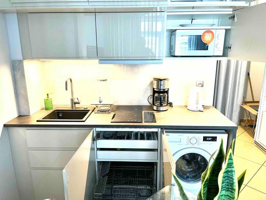 Sea Promenade Luxury Apartment 斯维诺乌伊希切 外观 照片