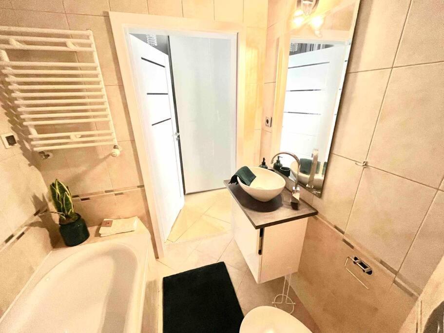 Sea Promenade Luxury Apartment 斯维诺乌伊希切 外观 照片